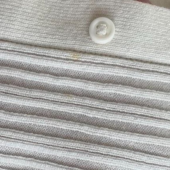 White Fitted Ribbed Button Down - Picture 4 of 4